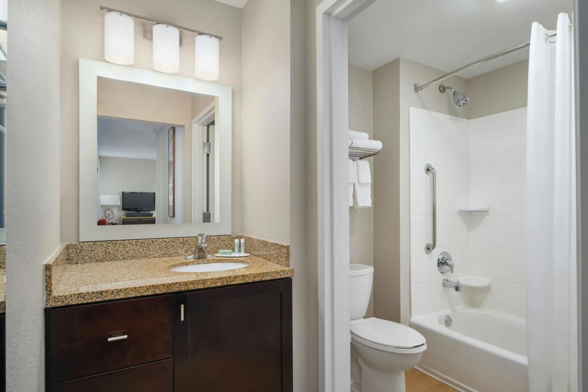 Towneplace Suites By Marriott Scranton Wilkes-Barre Moosic Εξωτερικό φωτογραφία
